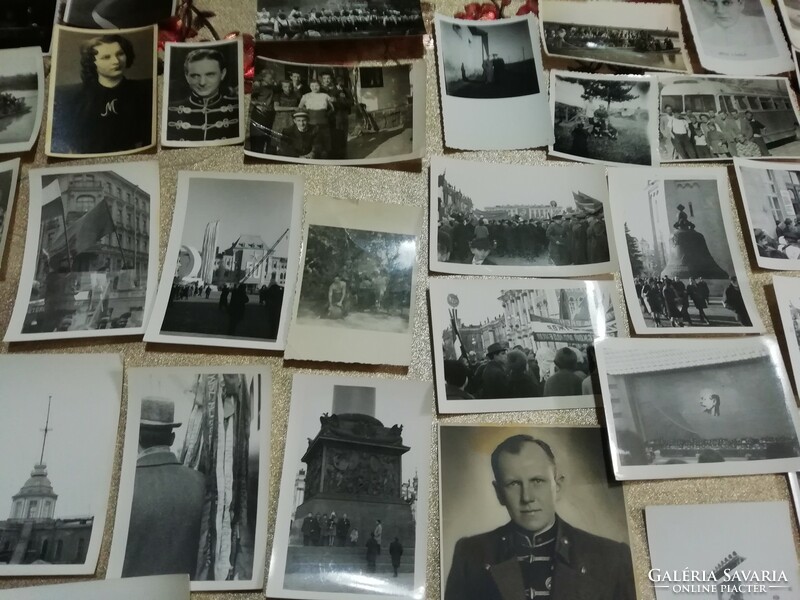 Katonai lapok és politikai fényképek 61 db