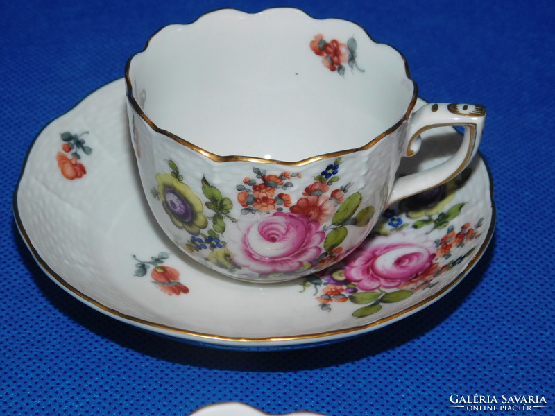 Set of 6 coffee cups with Herend bouquet de Herend pattern
