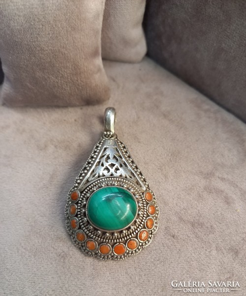 Antique silver Tibetan pendant with malachite and corals