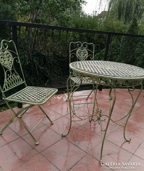 Wrought iron garden set - (1 table + 2 chairs)