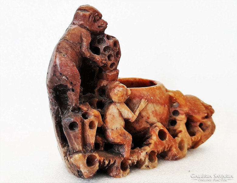 Antik kínai faragott zsírkő ecsetmosó majmokkal, madárral