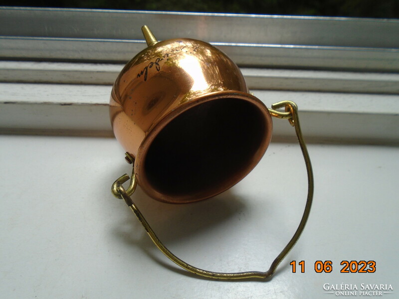 Hand-made shiny red copper decorative caspo on 3 brass legs