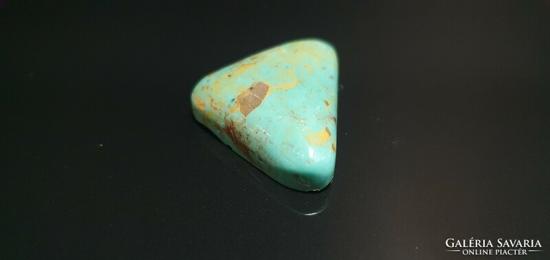 Mexican turquoise 10 grams. Rough sanding. With certification.