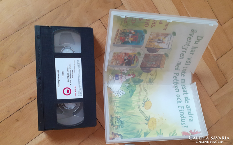 Pettson and findusz vhs swedish tuppens minut video cassette