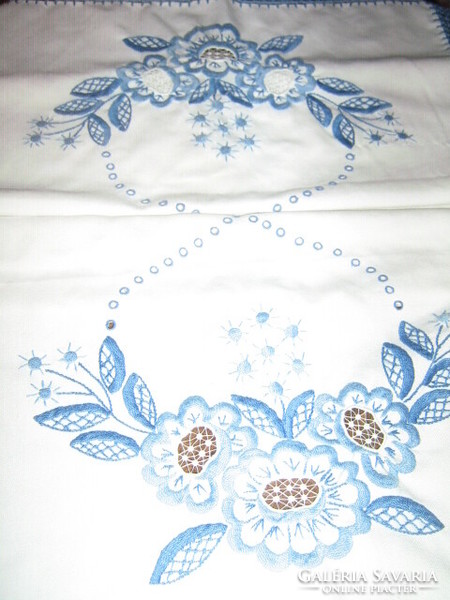 Beautiful vintage floral hand crocheted and embroidered tablecloth