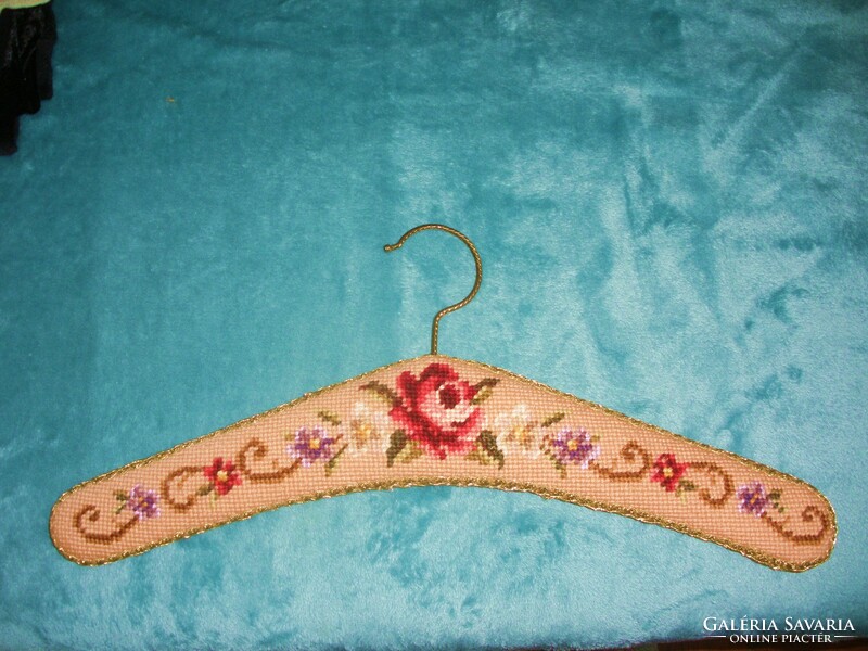 Handmade tapestry hanger with burgundy velvet backing