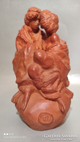 Sándor Kligl terracotta ceramic statue of a loving couple