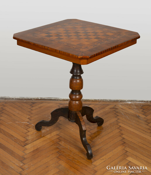 Biedermeier style chess table - with inlaid decoration