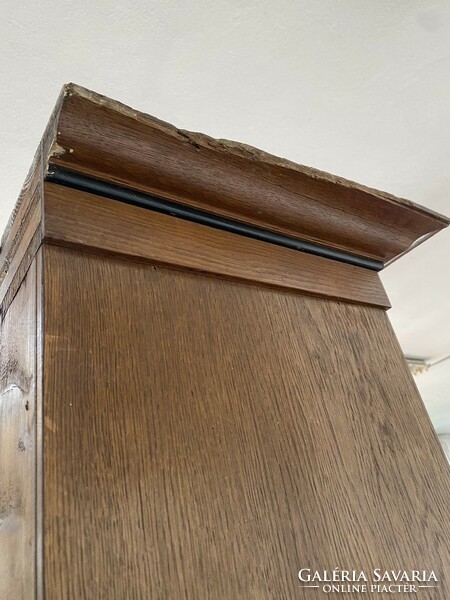 Sideboard with mirror and marble top to be renovated