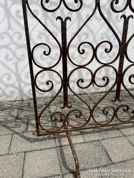 2 retro wrought iron room dividers, plant stand, flower stand, iron, metal screen