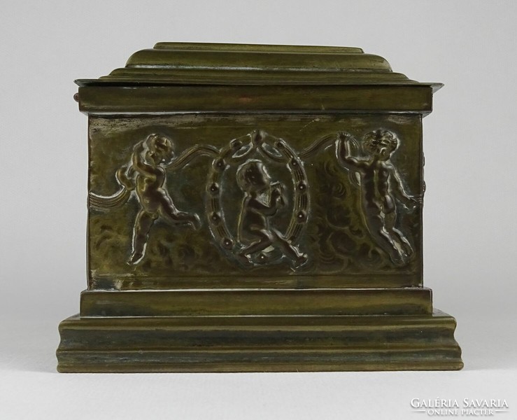1N146 old putto copper chest with art nouveau roof