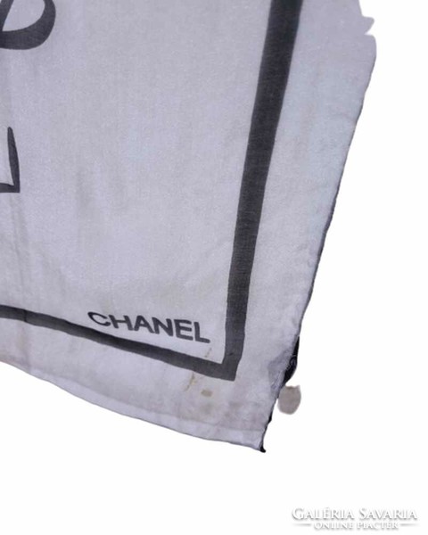 CHANEL SELYEM Vintage Női kendő 130x130 cm. (4326)