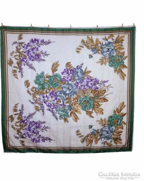 Vintage women's shawl 88x88 cm. (4221)