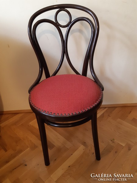 Thonet szék (hajlított-kárpitozott)