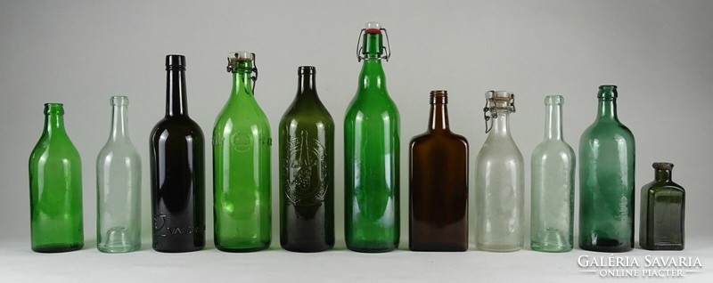 1N223 Régi vegyes üveg csomag dekorációnak 11 darab