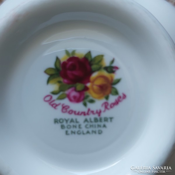 Royal Albert Old country rose teáscsésze trió
