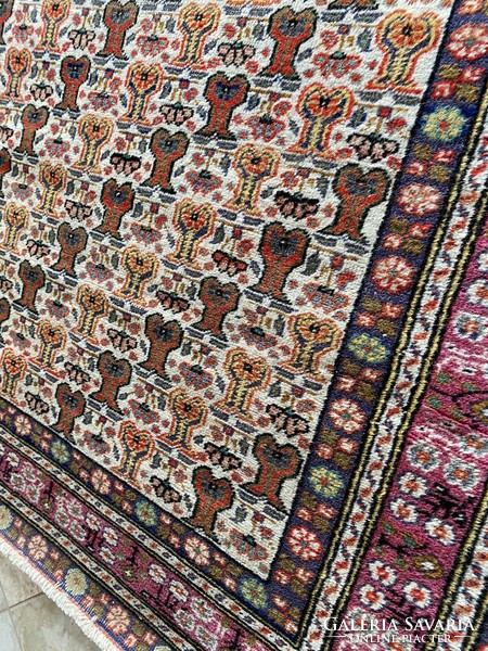 Török kayseri különleges szőnyeg 150x100 cm
