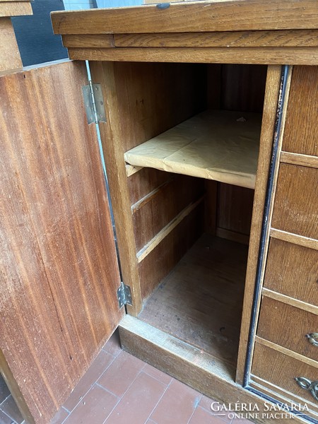 Sideboard with mirror and marble top to be renovated