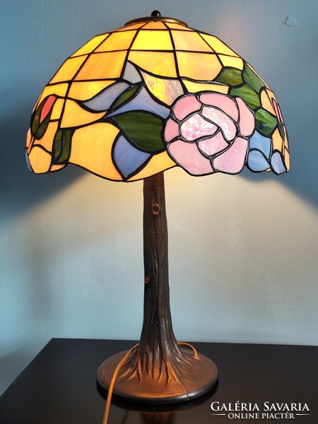 Huge tiffany style table lamp