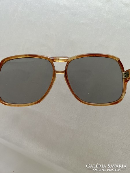 Vintage Mauritian men's sunglasses