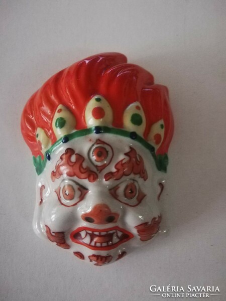 Porcelain mask wall decoration