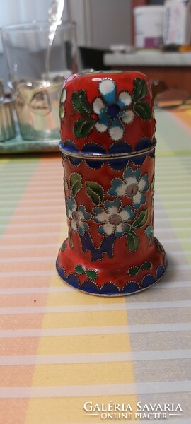 Fire enamel with lid, cylindrical shape