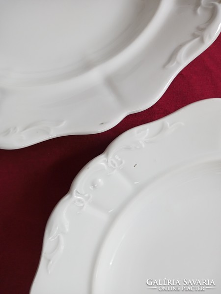 Régi fehér porcelán indamintás tálak 29-30cm darabonként