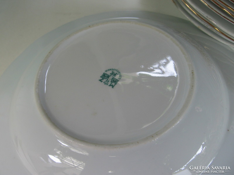 Régi MZ apró bordó rózsás leveses tányérok
