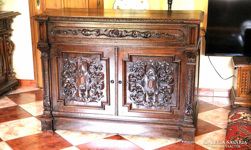 Renaissance large chest of drawers, sideboard 135 cm