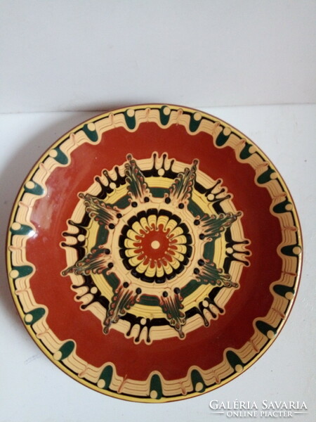 Ceramic glazed wall bowls