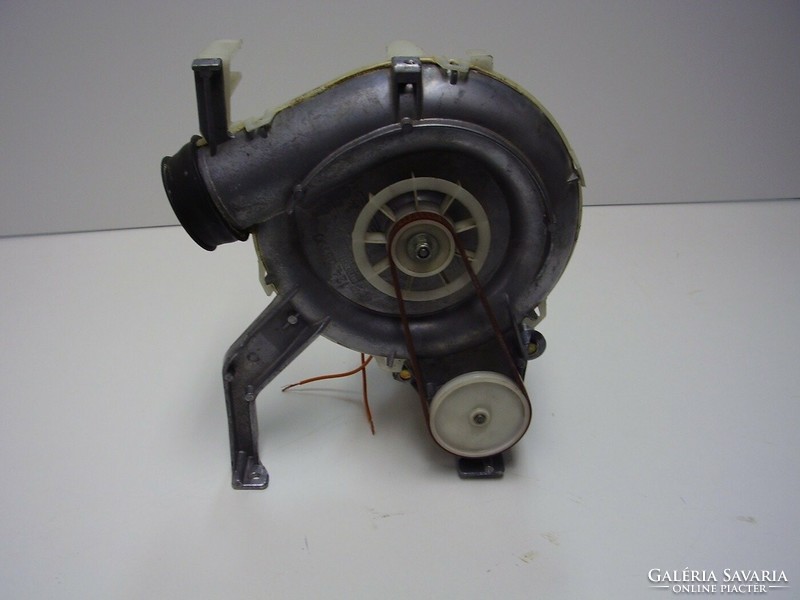 Old washing machine working 90 w motor fan V-belt pulley in good condition for sale information in the pictures