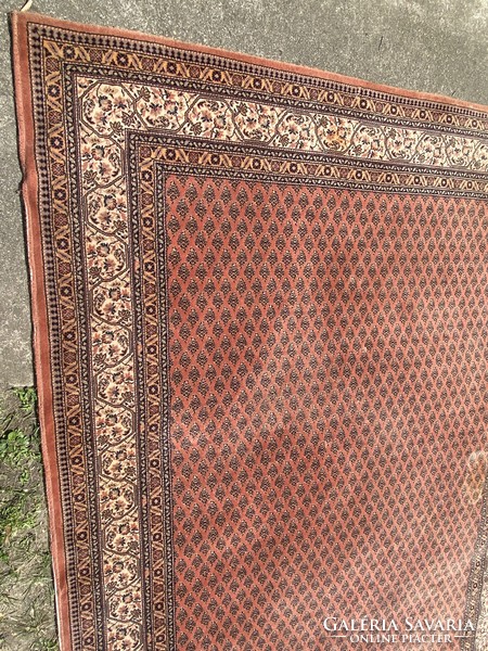 Retro large carpet with classic pattern 297 x 200 cm