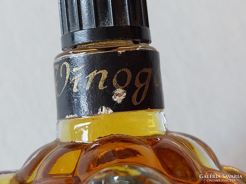 Régi Vinogas Dzintars Riga parfüm 1960 körül szőlőfürt alakú kölnis palack 3 db