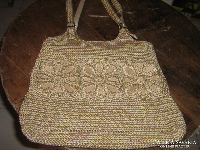 Beautiful vintage style beige crochet reticule bag