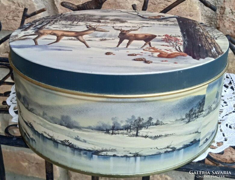 Nice metal box, deer, squirrels, winter landscape scene