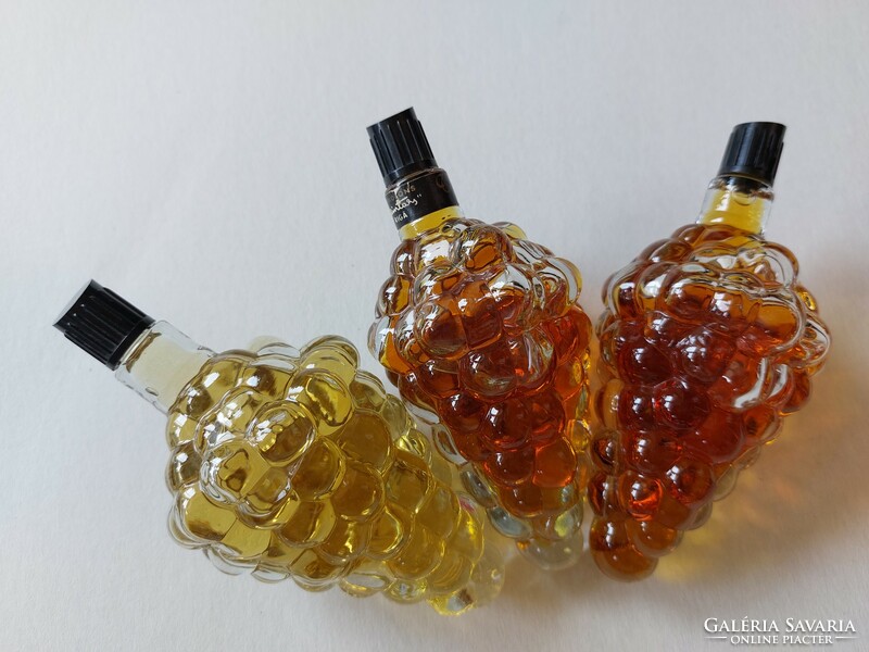 Old vinogas dzintars Riga perfume around 1960 grape cluster shaped cologne bottle 3 pcs