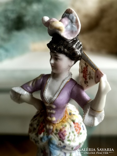 Antique porcelain lady with fan in baroque dress, hand painted, marked 1818, damaged, incomplete,