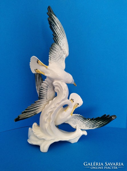 Ens porcelain seagulls