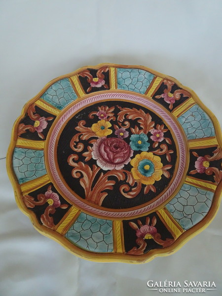 Beautiful flawless Italian Deruta ceramic majolica wall decoration