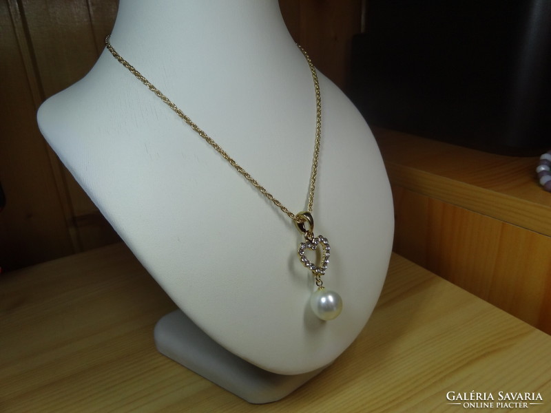 Gold-colored pendant with white glass pearls, crystals, on a very beautiful Welsh necklace.