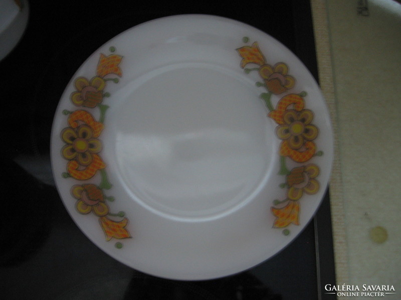 Original retro floral small plates from Jena