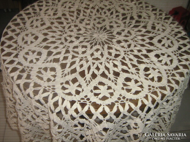 Beautiful antique ecru round green lace tablecloth
