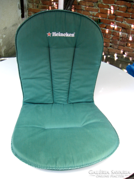 Retro heineken pillow