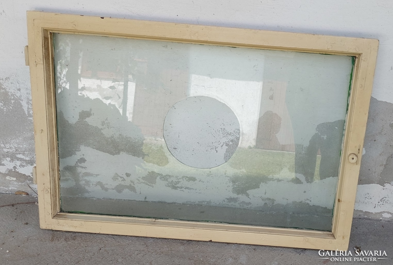 Kreatív célra !Régi ,antik  84 x 58  cm zöld- fehérre festett  üvegezett fa ablakszárny