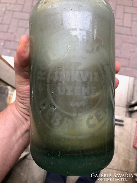 Szódásüveg, zöld szinű, 1 literes, gyűjtőknek kiváló darab.
