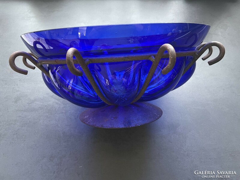A wonderful blue, molded, large-sized pedestal table