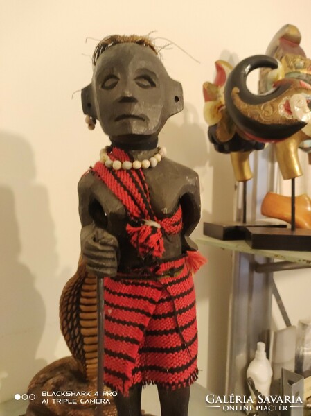 Afrikai törzsi faszobor (anya gyermekével)