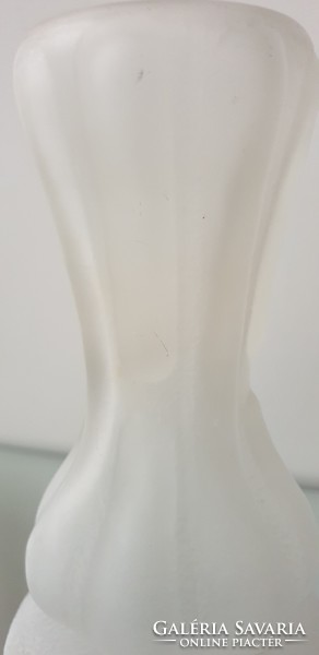 2 pcs old 18 cm-26 cm glass vases