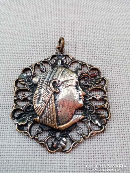 Vintage - iparművészeti egyiptomi medál - ezüstözött réz
