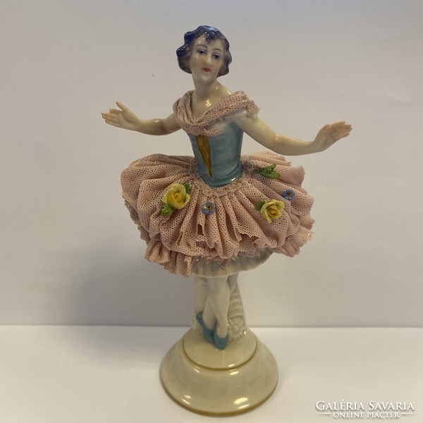Antik német porcelán balerina